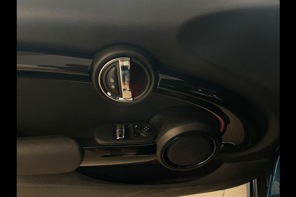 MINI Mini 1.5 Cooper Camden Edition AUTOMAAT AIRCO NAVI CRUISE BLUETOOTH NIEUWSTAAT
