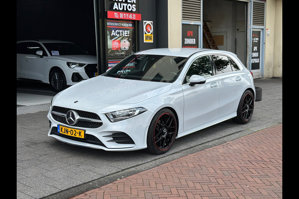 Mercedes-Benz A-Klasse Amg 180 Aut Navi Sfeerverlichting 19''