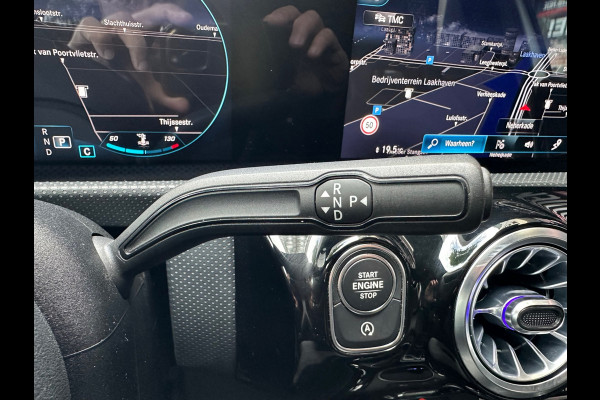 Mercedes-Benz A-Klasse Amg 180 Aut Navi Sfeerverlichting 19''