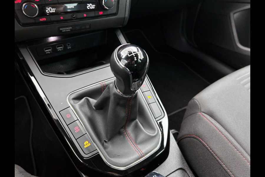 Seat Arona 1.0 TSI 115PK FR Business Intense CAMERA | NAVI & CARPLAY | TREKHAAK
