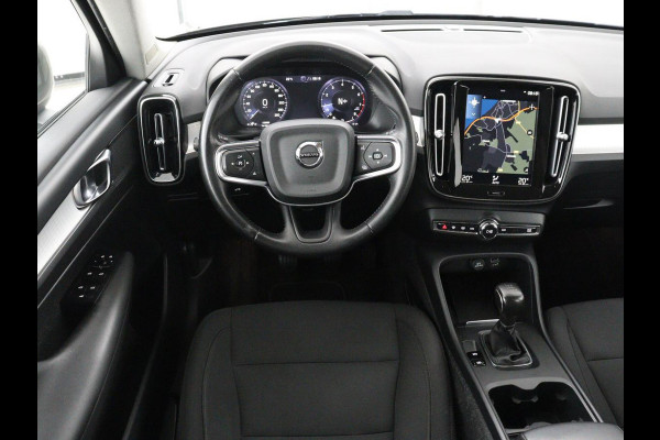 Volvo XC40 1.5 T2 Business Pro | 1e eigenaar | Trekhaak | Carplay | Navigatie | Adaptive cruise | Side Assist | Full LED | Climate control | Keyless | Parkeerhulp | Bluetooth | 19'' lichtmetalen velgen