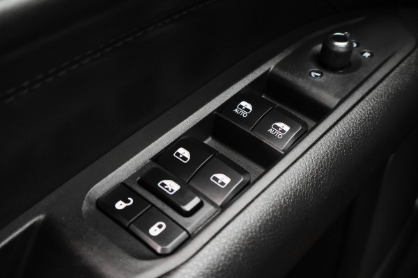 Jeep Compass 4xe 190 Plug-in Hybrid Electric Limited Business Leder/Stof, 360° Camera, Apple Carplay, ACC, Virtual Cockpit, DAB, 18''