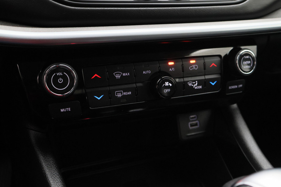 Jeep Compass 4xe 190 Plug-in Hybrid Electric Limited Business Leder/Stof, 360° Camera, Apple Carplay, ACC, Virtual Cockpit, DAB, 18''