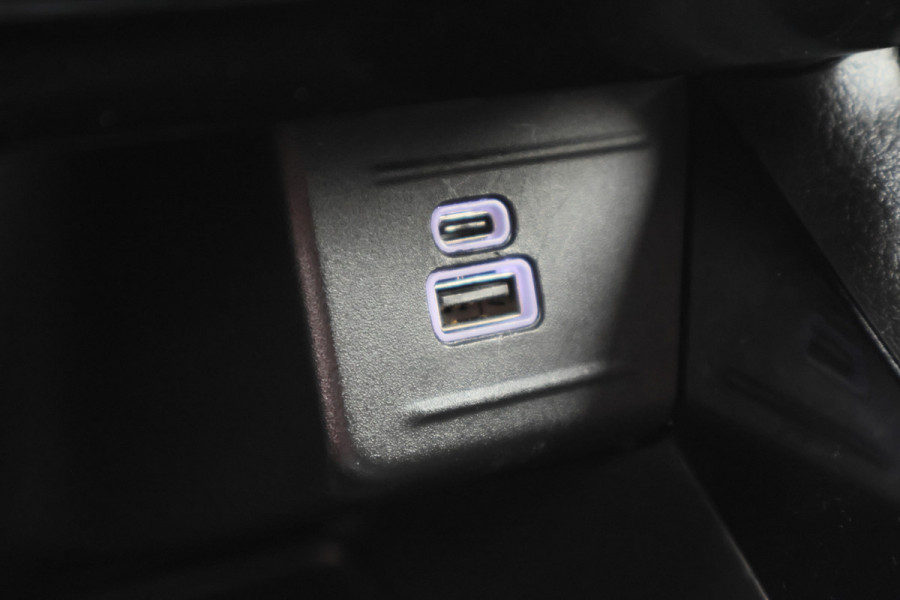 Jeep Compass 4xe 190 Plug-in Hybrid Electric Limited Business Leder/Stof, 360° Camera, Apple Carplay, ACC, Virtual Cockpit, DAB, 18''