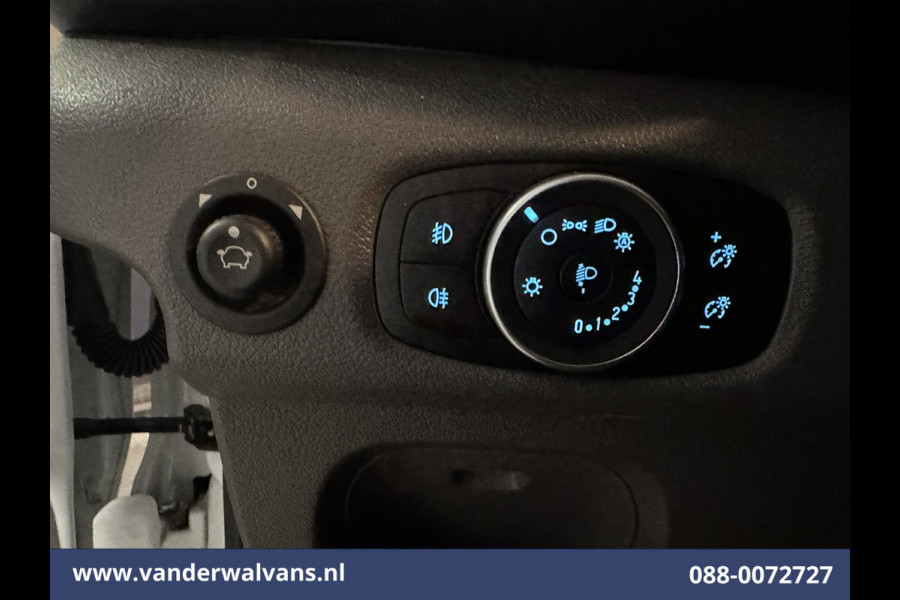 Ford Transit 2.0 TDCI 130pk Bakwagen Laadklep Euro6 Airco | Cruisecontrol | Verwarmde voorruit Bijrijdersbank