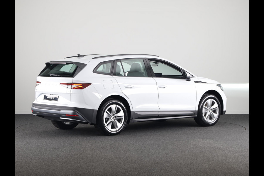 Škoda Enyaq Selection180pk Navigatie via App | Parkeercamera | Parkeersensoren voor en achter | Cruise controle