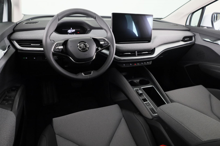 Škoda Enyaq Selection180pk Navigatie via App | Parkeercamera | Parkeersensoren voor en achter | Cruise controle