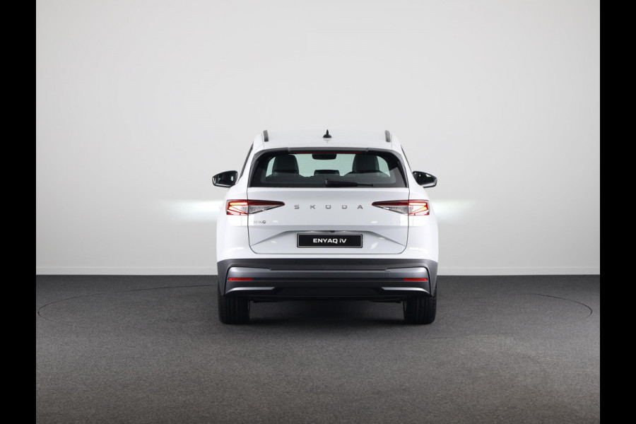 Škoda Enyaq Selection180pk Navigatie via App | Parkeercamera | Parkeersensoren voor en achter | Cruise controle