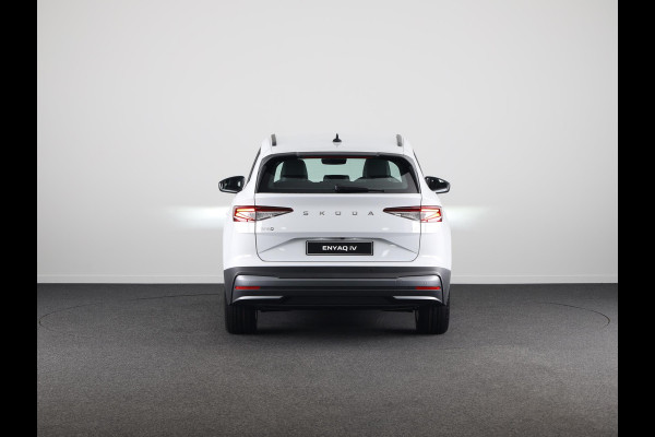 Škoda Enyaq Selection180pk Navigatie via App | Parkeercamera | Parkeersensoren voor en achter | Cruise controle