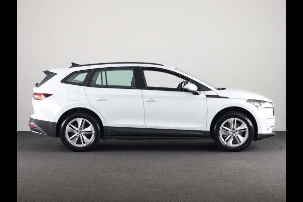 Škoda Enyaq Selection180pk Navigatie via App | Parkeercamera | Parkeersensoren voor en achter | Cruise controle
