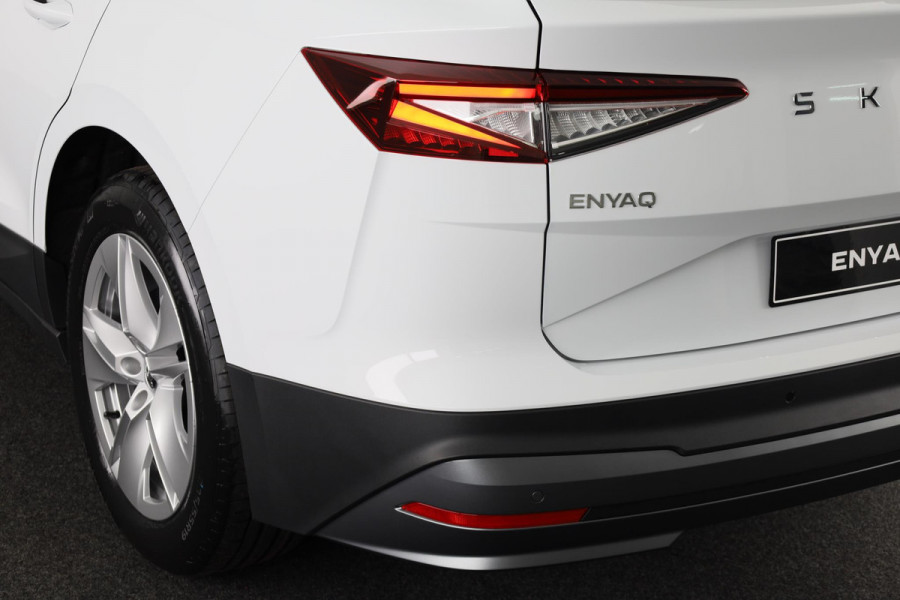 Škoda Enyaq Selection180pk Navigatie via App | Parkeercamera | Parkeersensoren voor en achter | Cruise controle