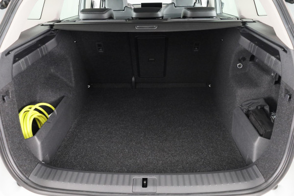 Škoda Enyaq Selection180pk Navigatie via App | Parkeercamera | Parkeersensoren voor en achter | Cruise controle