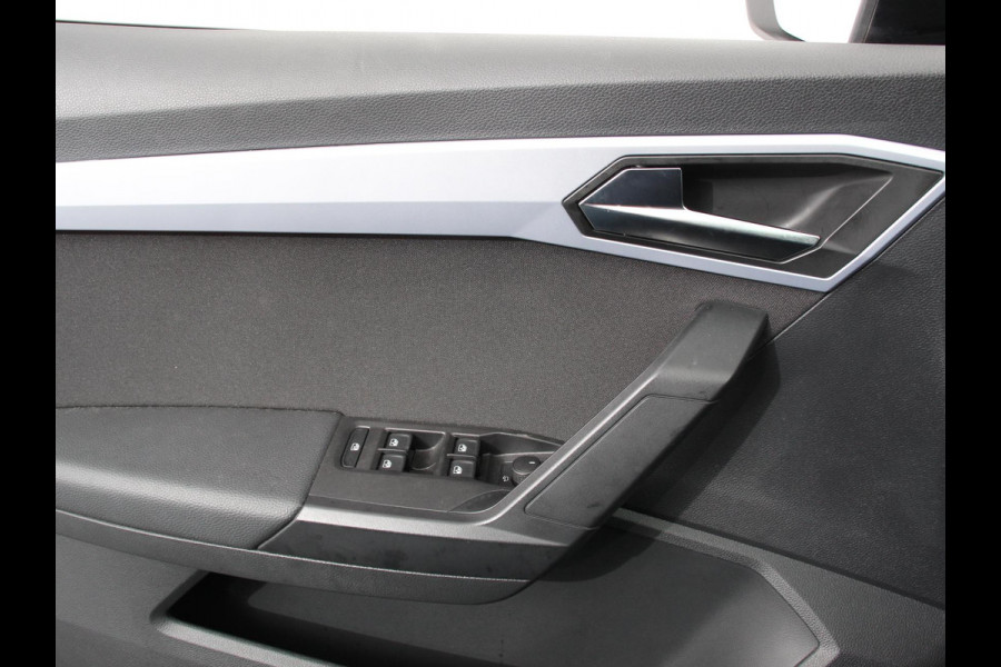 Seat Ibiza 1.0 EcoTSI 110pk DSG FR Navigatie Apple Carplay/Android Auto Climate Control Digitale Cockpit Dab Camera Adaptieve Cruise Control Digitale Cockpit