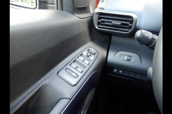 Peugeot Rifter 130PK Automaat | Dealer onderhouden | Trekhaak |