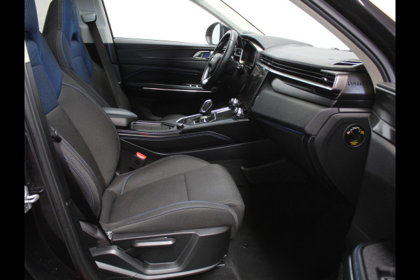 Lynk & Co 01 1.5 CLIMATE | CARPLAY | PANODAK | LED | DAB | 360CAMERA | NAVI | WIFI | ELEC-KLEP | LMV20 | STOELVERW