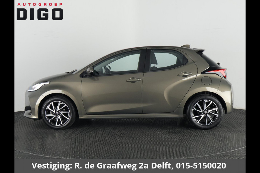 Toyota Yaris 1.5 VVT-i First Edition | Navigatie | Camera | Lichtmetalen velgen |