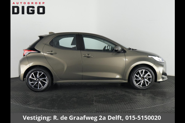 Toyota Yaris 1.5 VVT-i First Edition | Navigatie | Camera | Lichtmetalen velgen |