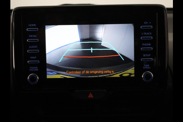 Toyota Yaris 1.5 VVT-i First Edition | Navigatie | Camera | Lichtmetalen velgen |