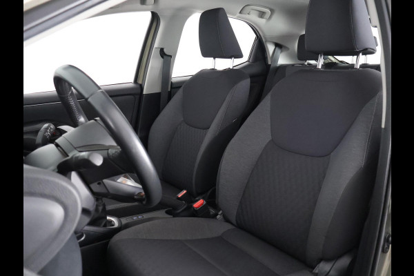 Toyota Yaris 1.5 VVT-i First Edition | Navigatie | Camera | Lichtmetalen velgen |