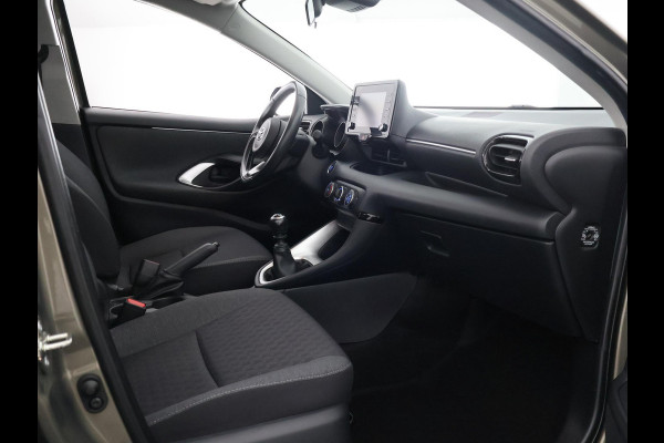 Toyota Yaris 1.5 VVT-i First Edition | Navigatie | Camera | Lichtmetalen velgen |