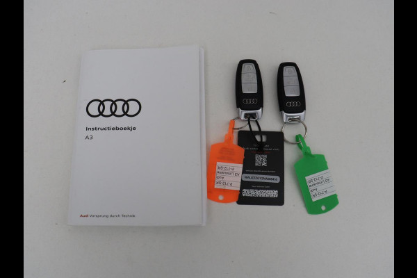 Audi A3 30 TFSI Advanced edition | Stoelverwarming | Adaptive cruise | Carplay | Sportstoelen | Virtual Cockpit | Navigatie | Full LED | Parkeerhulp | Climate control | Bluetooth