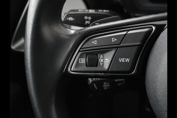 Audi A3 30 TFSI Advanced edition | Stoelverwarming | Adaptive cruise | Carplay | Sportstoelen | Virtual Cockpit | Navigatie | Full LED | Parkeerhulp | Climate control | Bluetooth