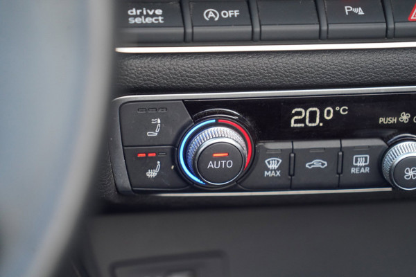 Audi A3 Cabriolet 1.5 TFSI CoD Sport S Line Edition / Vegasgelb / Led Matrix / Camera / Navi / Stoelverw. / Nekverw.