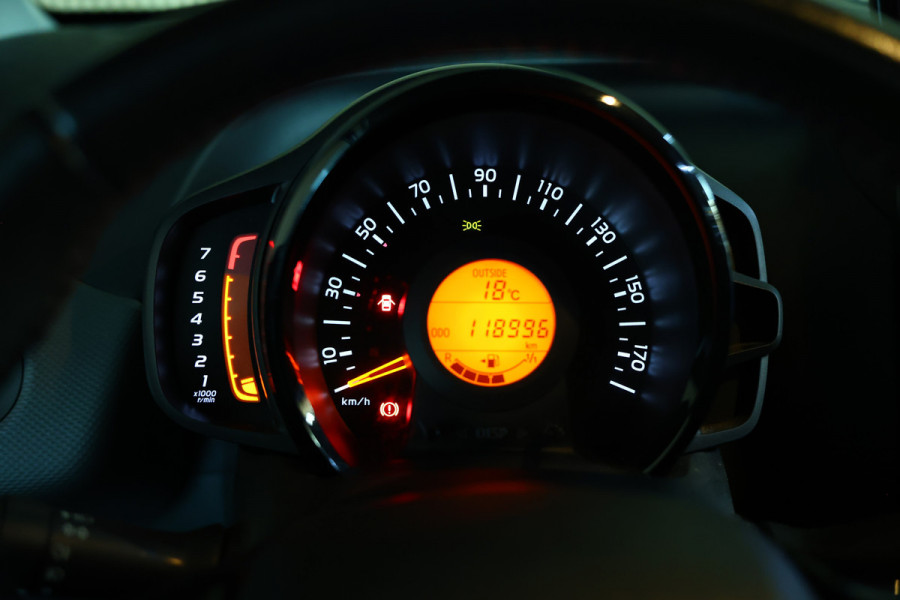 Peugeot 108 1.0 e-VTi GROTE NAVIGATIE CARPLAY AIRCO BT '18