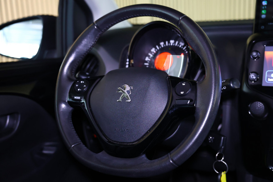 Peugeot 108 1.0 e-VTi GROTE NAVIGATIE CARPLAY AIRCO BT '18