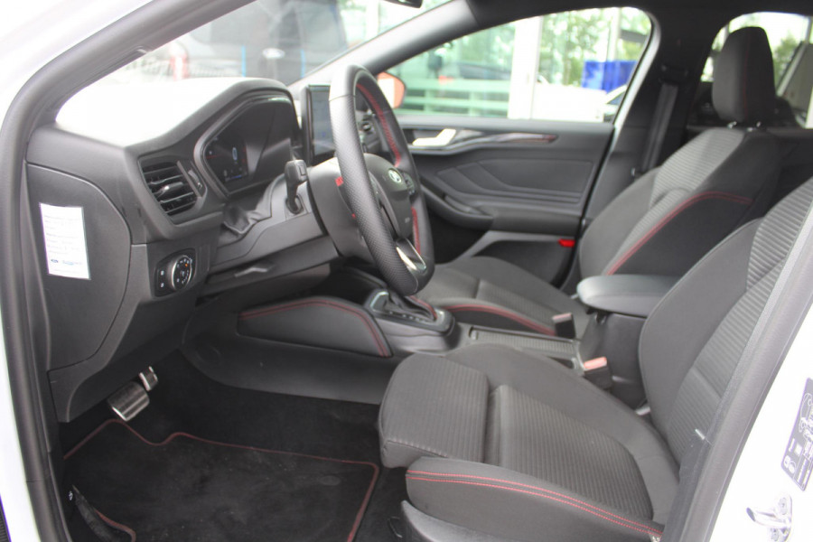 Ford FOCUS Wagon 1.0 EcoBoost Hybrid ST Line X | Automaat | Winterpack | Driver Assistance Pack | Privacy Glass | Camera