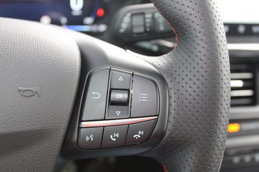 Ford FOCUS Wagon 1.0 EcoBoost Hybrid ST Line X | Automaat | Winterpack | Driver Assistance Pack | Privacy Glass | Camera