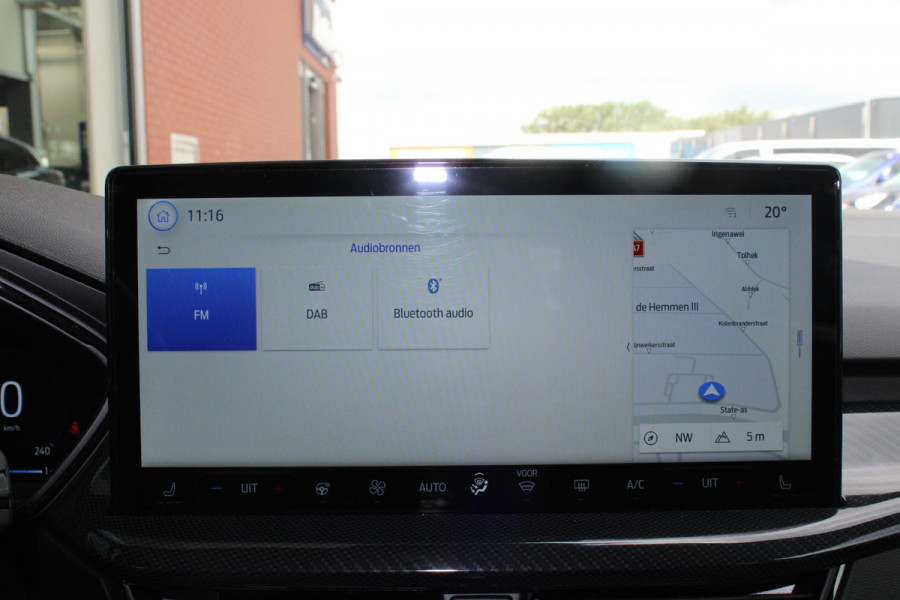 Ford FOCUS Wagon 1.0 EcoBoost Hybrid ST Line X | Automaat | Winterpack | Driver Assistance Pack | Privacy Glass | Camera