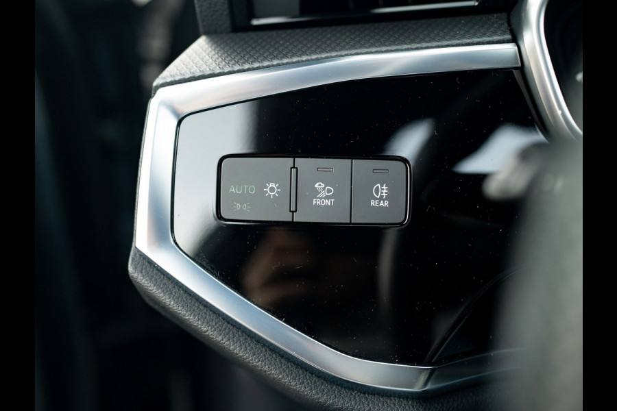 Audi Q3 Sportback 45 TFSI e S-Line | Pano | Trekhaak wegkl. | Memory Seats | Sonos | 360 Camera | 20'' | Prijs Rijklaar!!
