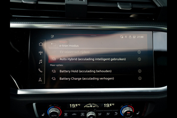 Audi Q3 Sportback 45 TFSI e S-Line | Pano | Trekhaak wegkl. | Memory Seats | Sonos | 360 Camera | 20'' | Prijs Rijklaar!!