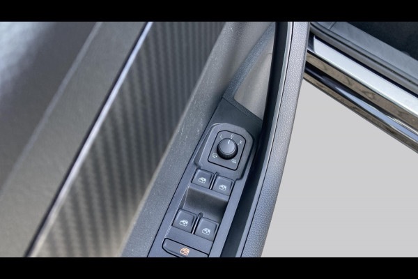 Škoda Karoq 1.5 TSI ACT Sportline Business | Matrix-LED | Camera | Keyless | 18"Lm