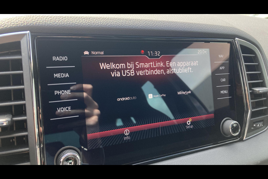 Škoda Karoq 1.5 TSI ACT Sportline Business | Matrix-LED | Camera | Keyless | 18"Lm
