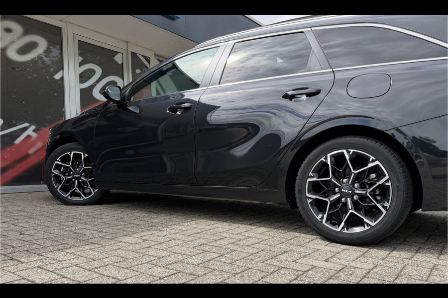 Kia Ceed Sportswagon 1.5 T-GDi GT-Line / Automaat / Keyless / Carplay / Schuif- Kanteldak / 17'' LM /