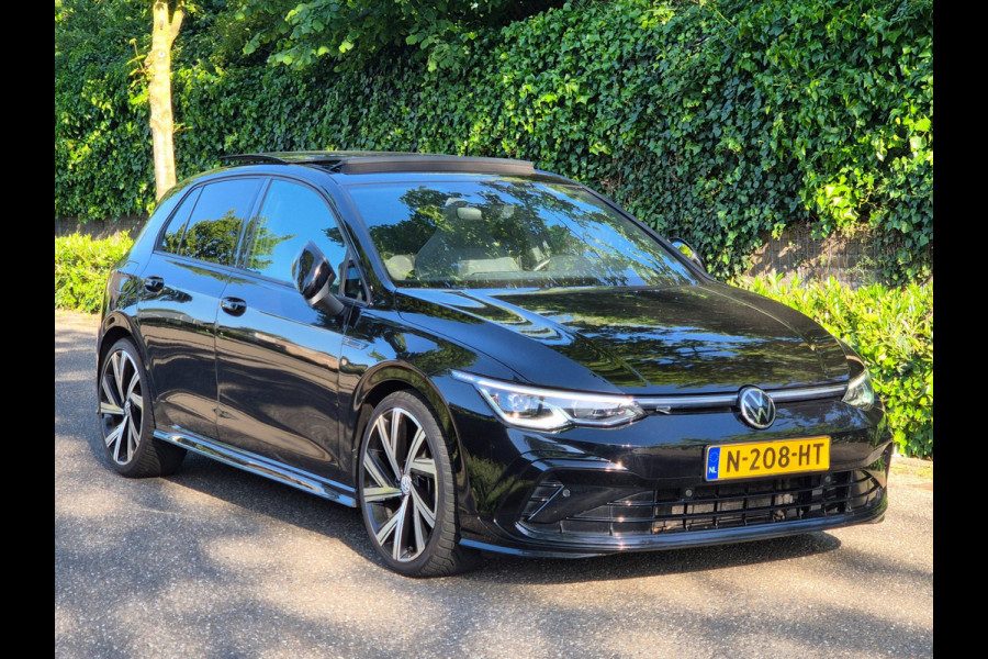 Volkswagen Golf R Line 1.5 Panorama virtual dash CarPlay 1e Eig in NL Alcantara LED Volle optielijst