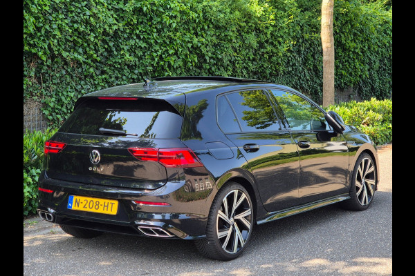 Volkswagen Golf R Line 1.5 Panorama virtual dash CarPlay 1e Eig in NL Alcantara LED Volle optielijst