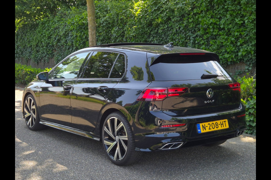 Volkswagen Golf R Line 1.5 Panorama virtual dash CarPlay 1e Eig in NL Alcantara LED Volle optielijst