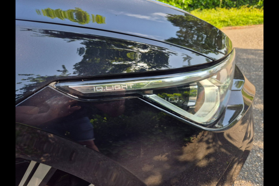 Volkswagen Golf R Line 1.5 Panorama virtual dash CarPlay 1e Eig in NL Alcantara LED Volle optielijst