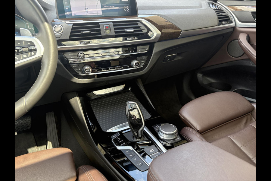BMW X3 xDrive30e 292pk PHEV | Leder | Panoramadak | Harman Kardon | 360 camera | Memoryseat | Elek. achterklep | Stoelverwarming | Winterset