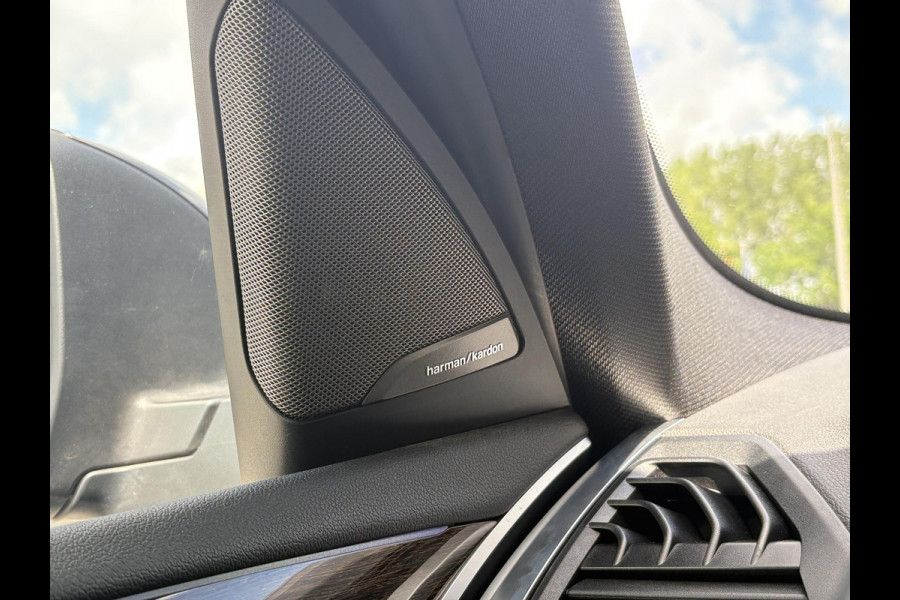 BMW X3 xDrive30e 292pk PHEV | Leder | Panoramadak | Harman Kardon | 360 camera | Memoryseat | Elek. achterklep | Stoelverwarming | Winterset
