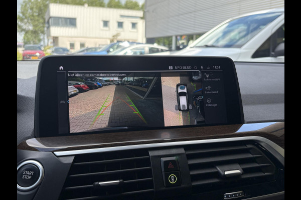 BMW X3 xDrive30e 292pk PHEV | Leder | Panoramadak | Harman Kardon | 360 camera | Memoryseat | Elek. achterklep | Stoelverwarming | Winterset