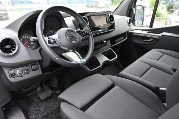 Mercedes-Benz Sprinter 315 CDI L2H2 Pro LED, Geveerde stoel, Navigatie met smartphone integratiepakket, Etc.