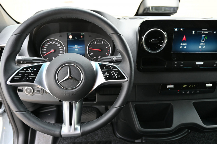 Mercedes-Benz Sprinter 315 CDI L2H2 Pro LED, Geveerde stoel, Navigatie met smartphone integratiepakket, Etc.