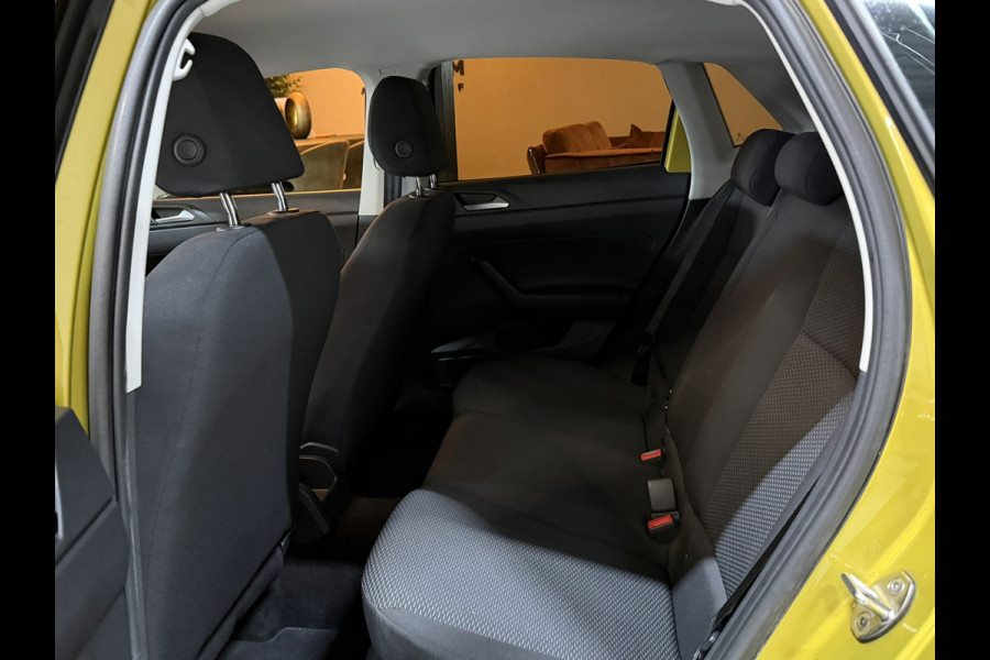 Volkswagen Polo 1.0 MPI|CarPlay|StoelVW|Navi|Speciale kleur|Cruise|PDC|Rijklaar