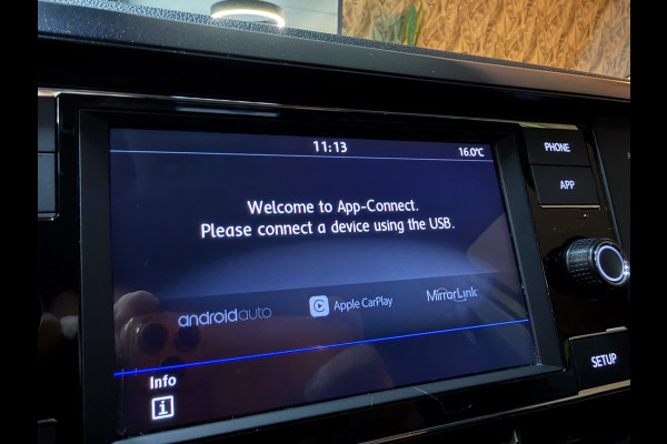 Volkswagen Polo 1.0 MPI|CarPlay|StoelVW|Navi|Speciale kleur|Cruise|PDC|Rijklaar