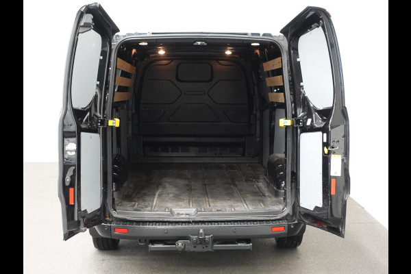 Ford Transit Custom 130pk Automaat L2H1 Trend Navigatie Cruise control Camera Parkeersensoren Trekhaak Airco