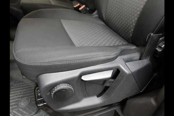 Ford Transit Custom 130pk Automaat L2H1 Trend Navigatie Cruise control Camera Parkeersensoren Trekhaak Airco